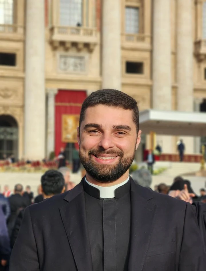 Conheça a história do Padre Ruan Coutinho da Cruz