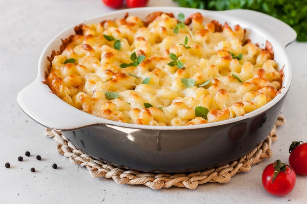 Macarrão gratinado (Imagem: Tatiana Vorona | Shutterstock)