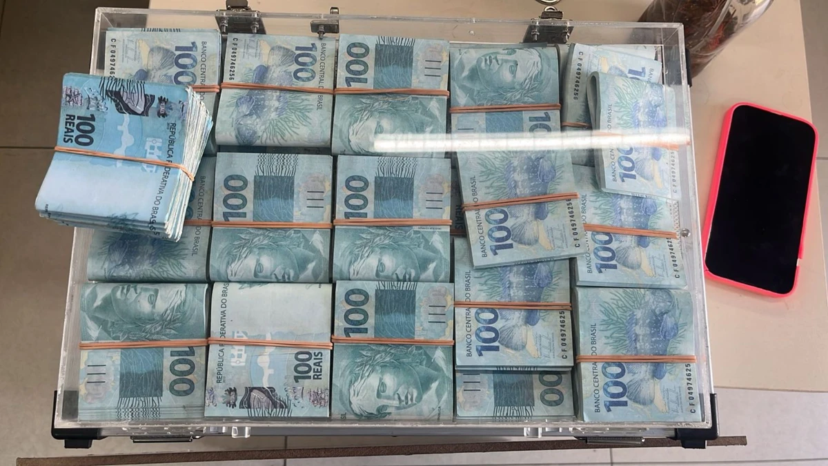 Notas falsas utilizadas no esquema