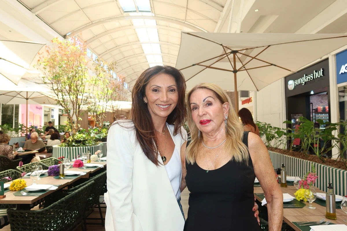 Kris Junqueira e Zezé Mansur