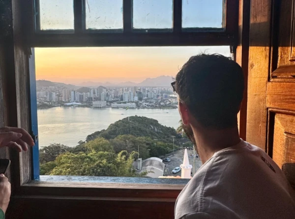 Seleção Brasileira de Basquete visita e se encanta com o Convento da Penha