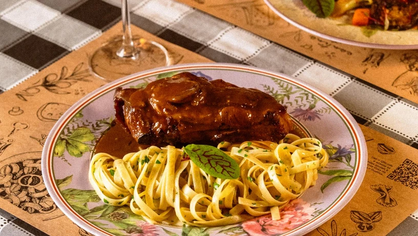 Prato-com-ossobuco-e-fettuccine-do-restaurante-La-Rústica