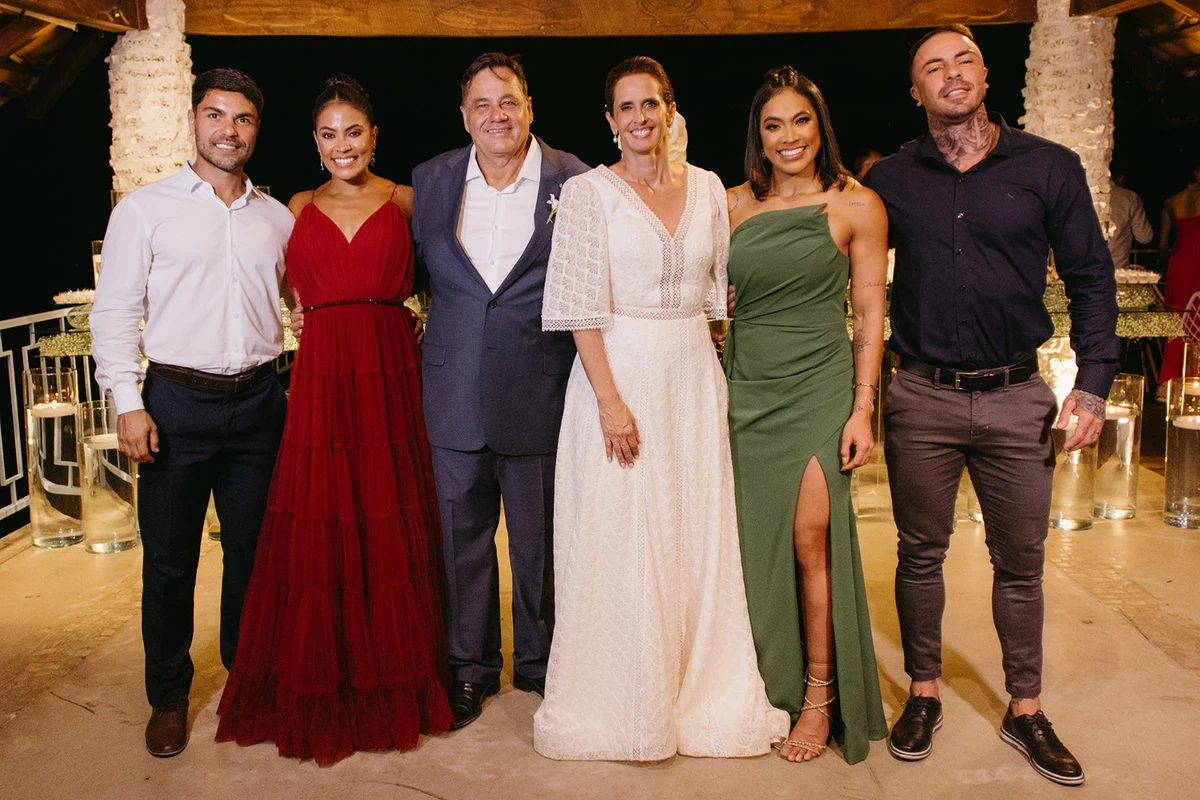 Fernando Peres, Isabela Aurich Durão Costa, Chico, Leticia, Isadora Aurich Durão Costa e o marido, Yuri Alpino