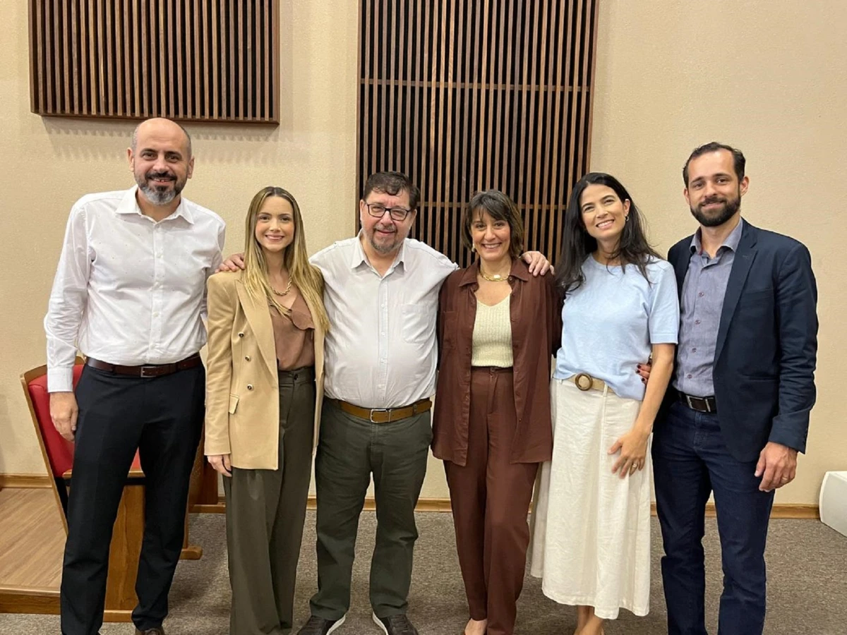  Juliano Campana, Mariana Campana, Joel Gracioso, Simone Fuzaro, Mariana Campana e Felipe Dalmasio