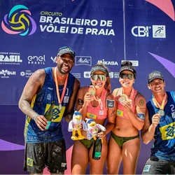 Thâmela e Vic vencem no feminino, e Evandro e Arthur conquistam no masculino na disputa válida pelo Circuito Brasileiro