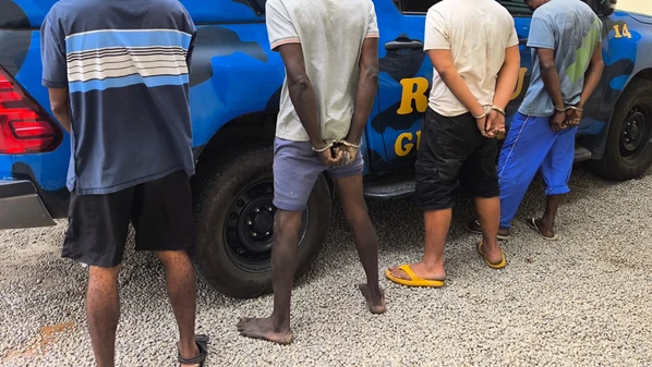 Suspeitos e parte dos equipamentos foram localizados em outro nesta segunda-feira (11) e levados para a delegacia do município