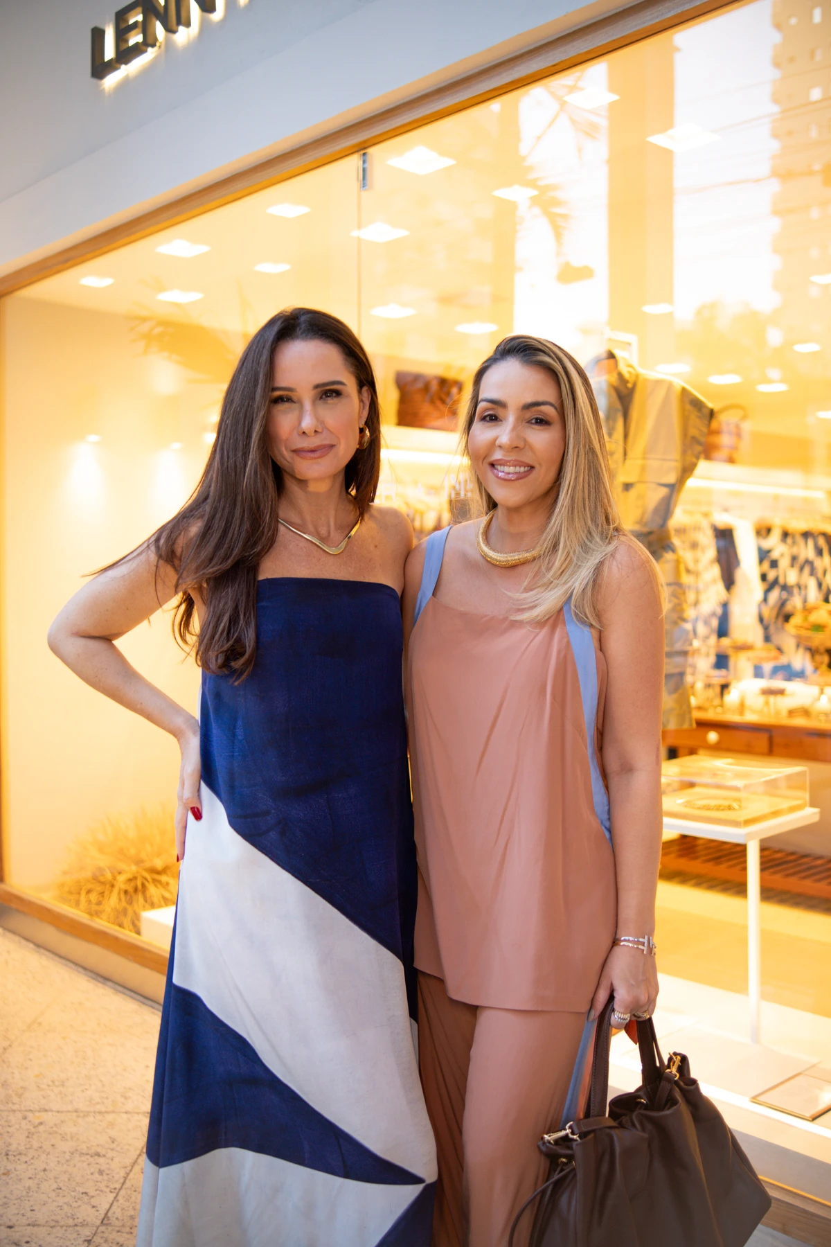 Melyssa Viana e  Janaína Martins