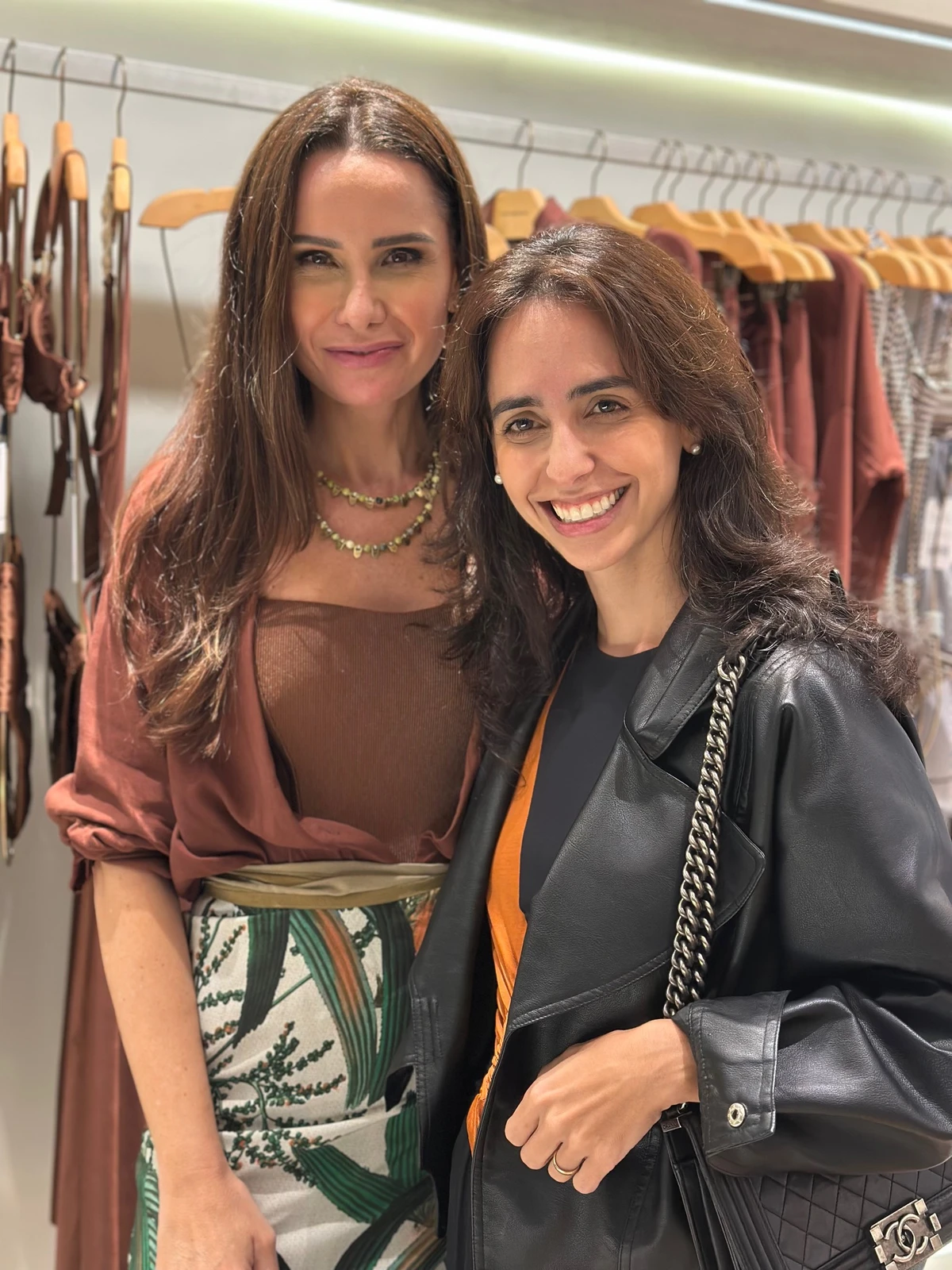 Melyssa Vianna e  Julia Bottechia 