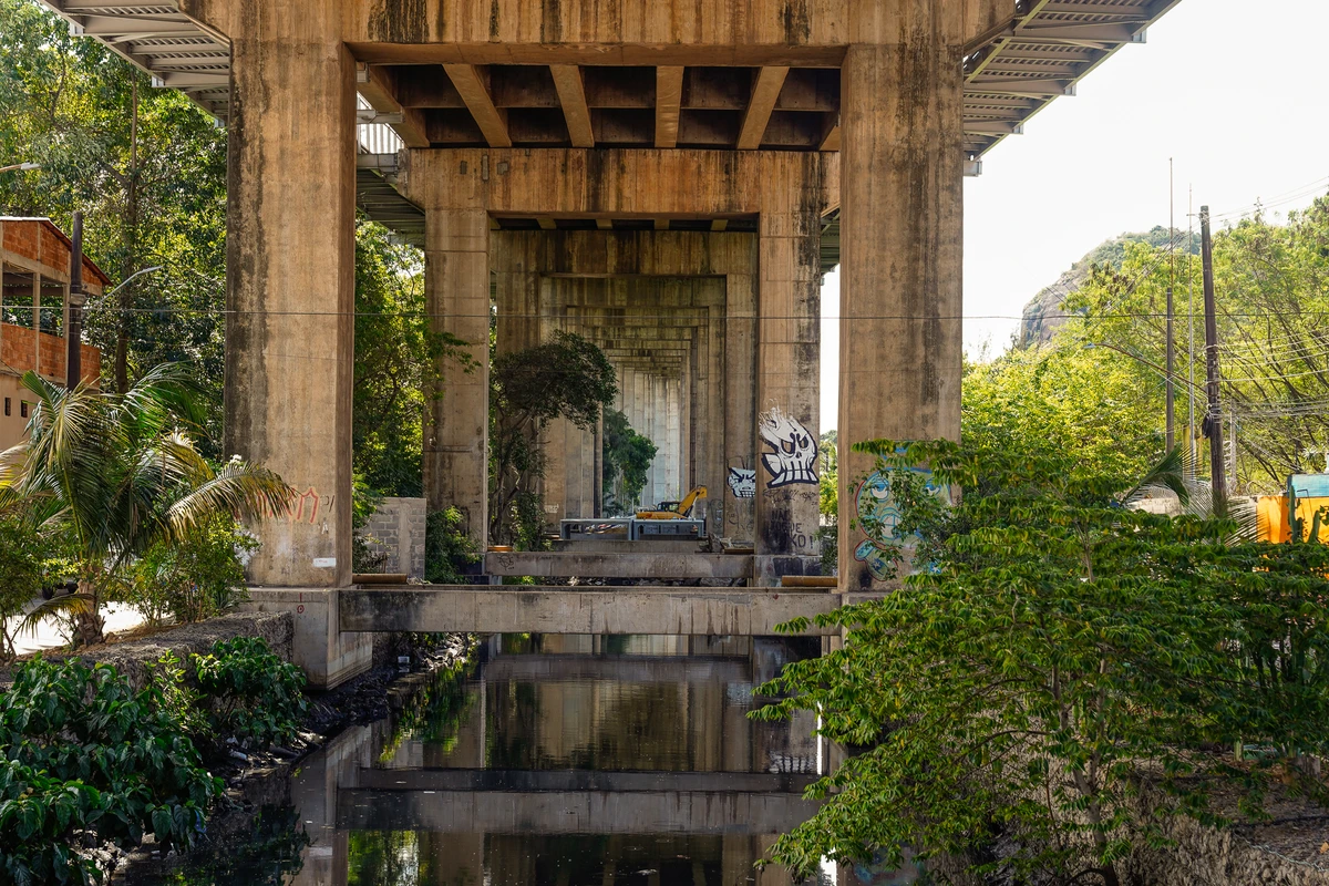 Obras de tamponamento do Canal da Costa