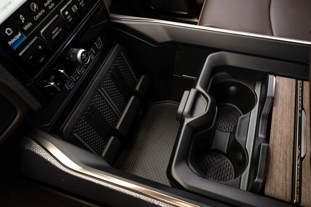 Ram 3500 Longhorn 2025 por Ram/Divulgação