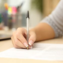 Modelo estatístico internacional analisa coerência nas respostas e determina a proficiência do aluno, tornando a nota mais complexa do que apenas o número de acertos