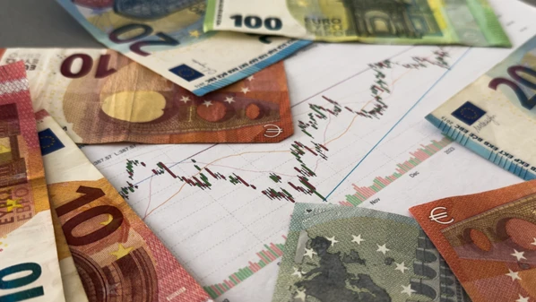 Entenda como as oscilações cambiais afetam o planejamento de negócios no país e até mesmo o bolso do consumidor brasileiro