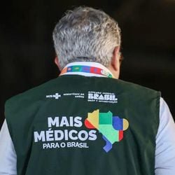 O Departamento de Estado dos EUA acusa os envolvidos no programa de enriquecer o "corrupto regime cubano" e de privar o povo da ilha de atendimento médico.