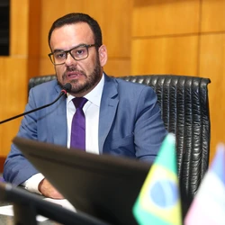 Diário oficial registrou exoneração de ocupante de cargo comissionado após vídeo publicado por parlamentar