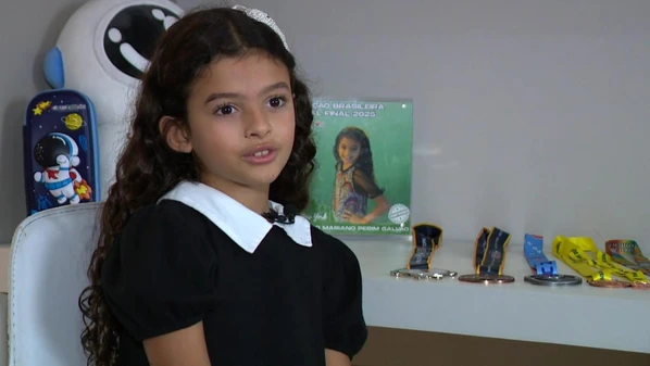 Aos 9 anos, Maria Antônia Machado Perim acumula premiações em olimpíadas estudantis dentro e fora do Brasil