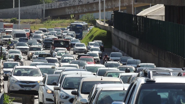 Recolhido anualmente, condutores poderão pagar o imposto em cota única ou em até seis parcelas, a partir de abril