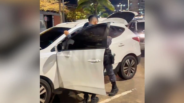 Segundo a Polícia Militar, ele é apontado como responsável pelo abastecimento de armas do Terceiro Comando Puro (TCP), que age na Grande Vitória