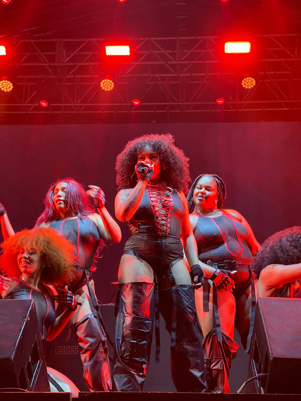 Primeira-noite-de-movimento-cidade