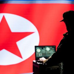Em uma entrevista exclusiva para a BBC, um ex-trabalhador conta sobre o plano secreto do regime de Kim Jong Un para arrecadar fundos