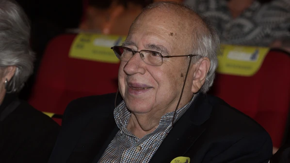 Nosso movimento pleiteia que a salsinha seja explicitamente descrita no cardápio em pratos que optarem por usá-la como ingrediente, permitindo a fuga do conviva em caso de necessidade