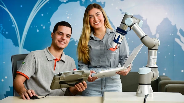 Oferta é de 300 vagas voltadas para estudantes de cursos técnicos e de graduação. Além das oportunidades iniciais, também haverá formação de cadastro de reserva.