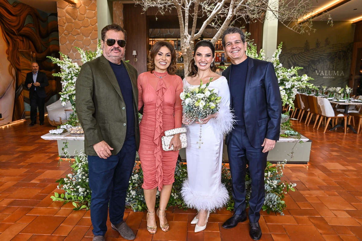 Arlindo e Lucimar Soares e  Nathalia Burian e Aroldo Natal