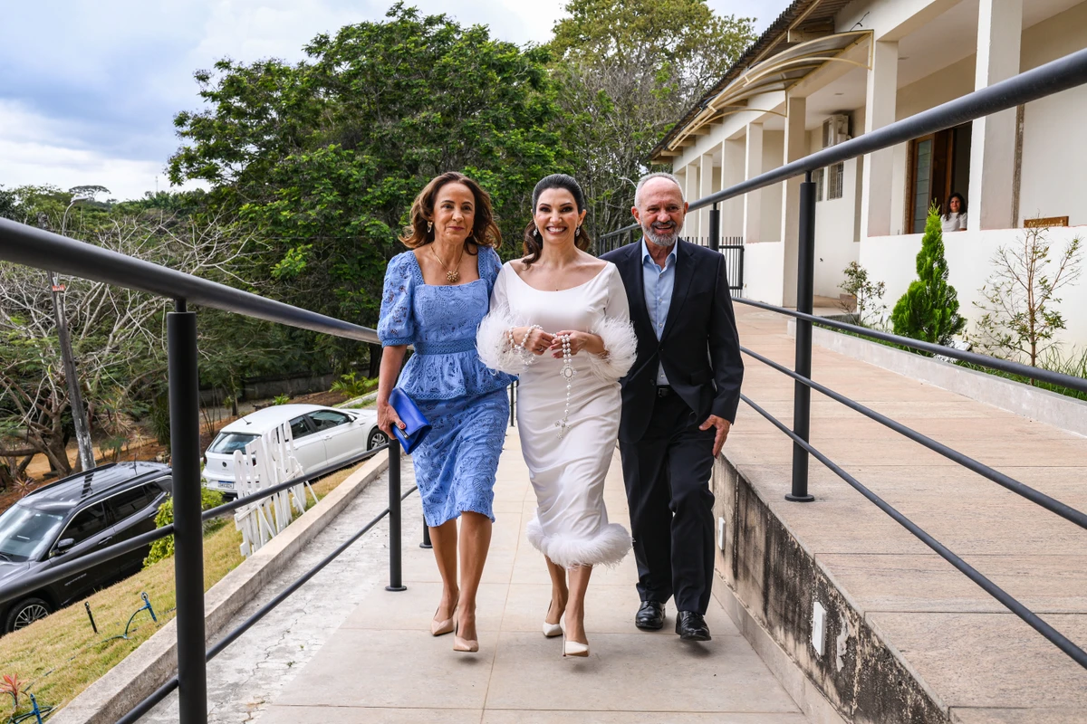 Cristina Gomes, a noiva Nathalia Burian e Paulo Hartung 