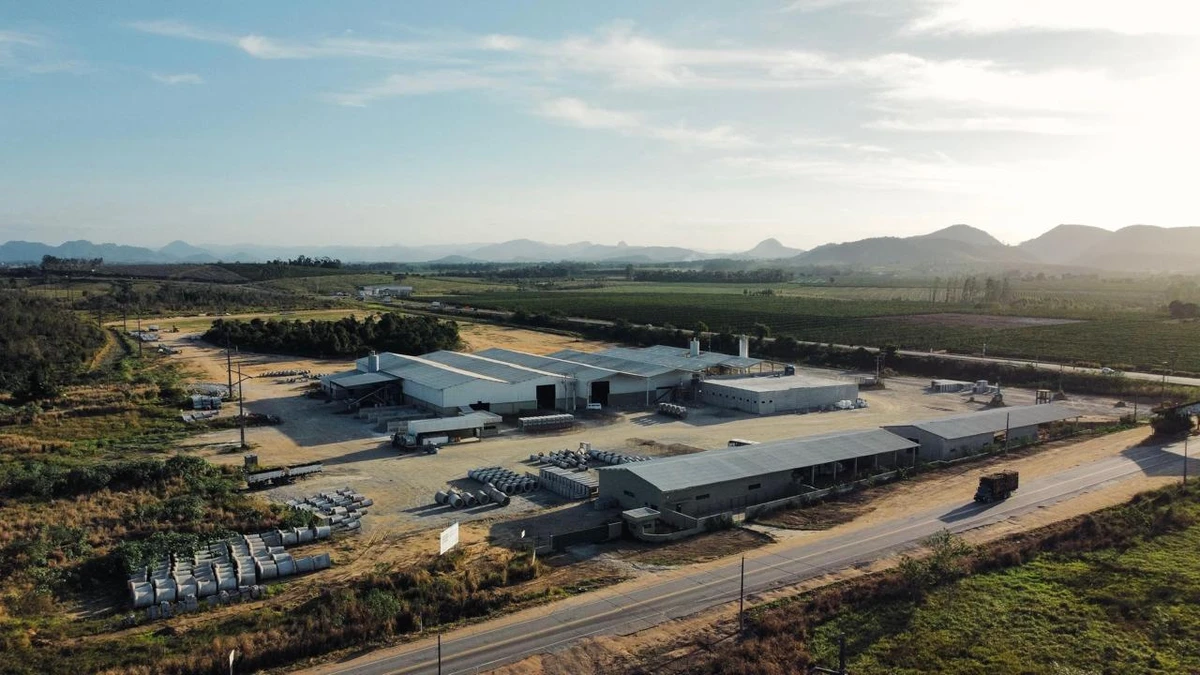 Nova fábrica do Grupo Ademar do Bloco, em Aracruz