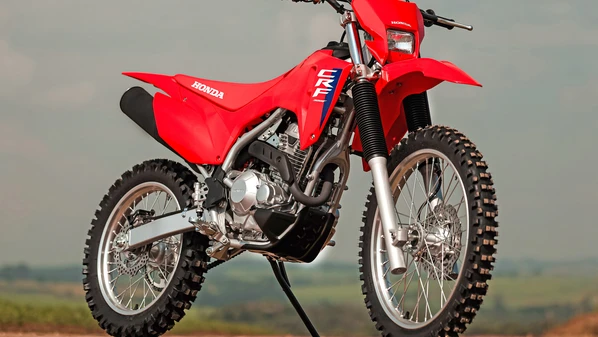 A moto também agradou aos clientes que buscavam uma alternativa mais em conta para trilhas de fim de semana e como ferramenta de trabalho e locomoção em sítios e fazendas