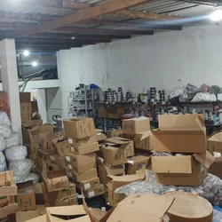 Local funcionava de forma irregular, sem autorização dos órgãos competentes, colocando em risco a saúde da população, segundo a Polícia Civil