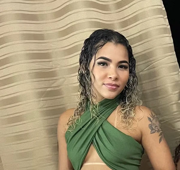 Mulher foi violentamente agredida a pauladas 