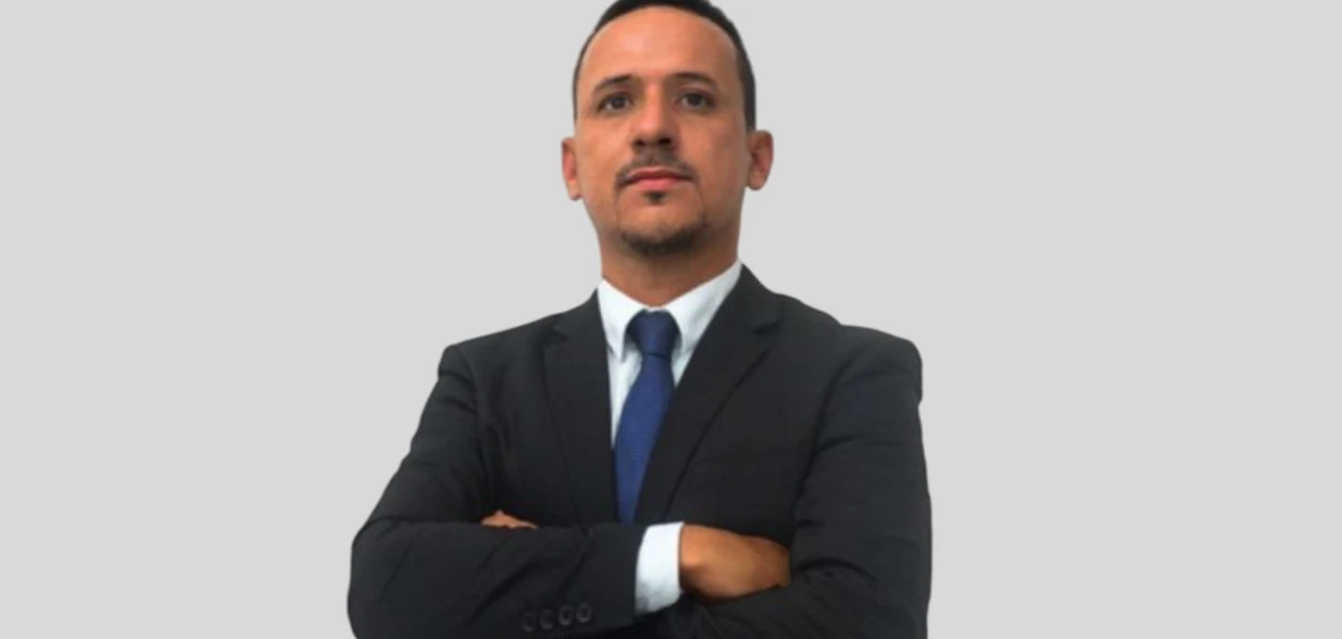 Prisão preventiva de três investigados foi substituída por domiciliar com monitoramento com tornozeleira eletrônica