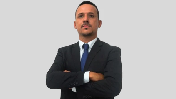 Prisão preventiva de três investigados foi substituída por domiciliar com monitoramento com tornozeleira eletrônica