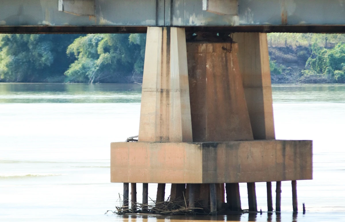 Avaliação do Crea resultou em relatório que aponta para as avarias na Ponte Florentino Avidos, em Colatina por Divulgação/Crea-ES