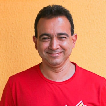 Sandro Lyra é professor de Química, sócio diretor e um dos fundadores do UP.