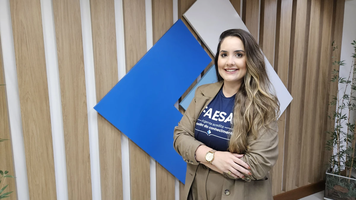 Camila Nasser Mancini, neuropsicóloga clínica, pesquisadora em neurodiversidade e professora da Faesa
