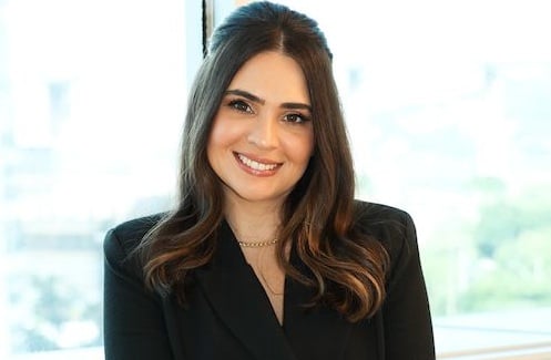 Hannah Cade, dermatologista