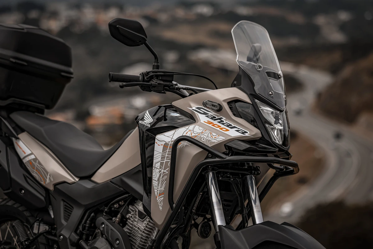 Honda XRE 300 Sahara por Honda/Divulgação