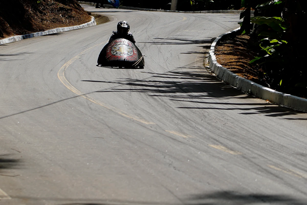 6º GP de carrinhos de rolimã em Roda D'água, Cariacica por Fernando Madeira