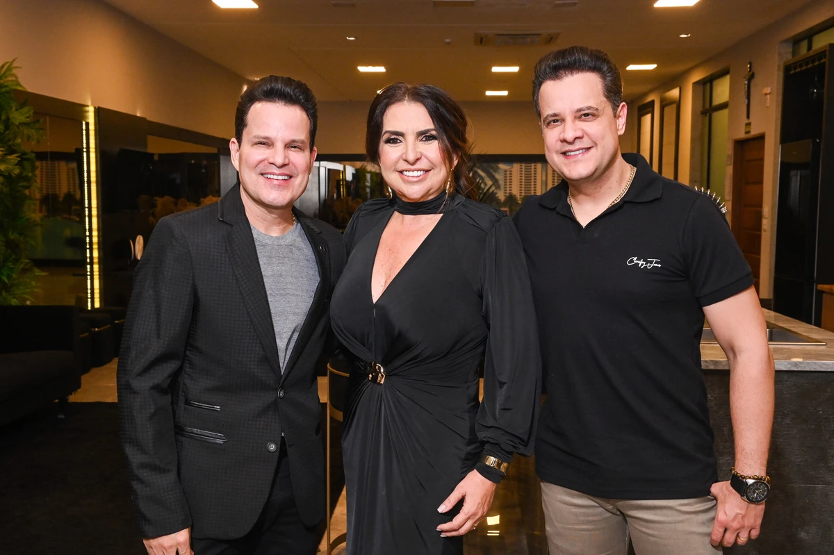 Ingrid Castro e a dupla João Neto & Frederico