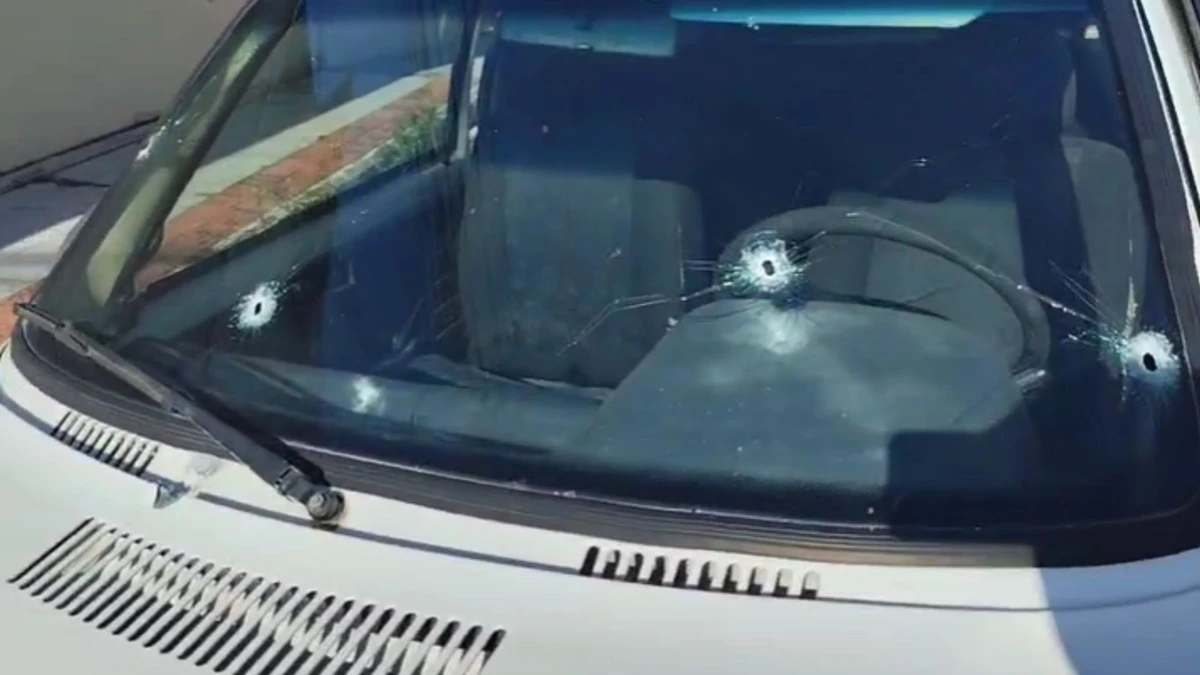 Carro é alvejado em São Mateus e homem fica ferido 