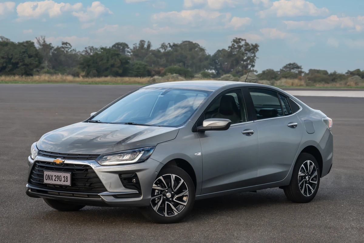 Chevrolet Onix 2026 por Chevrolet/Divulgação