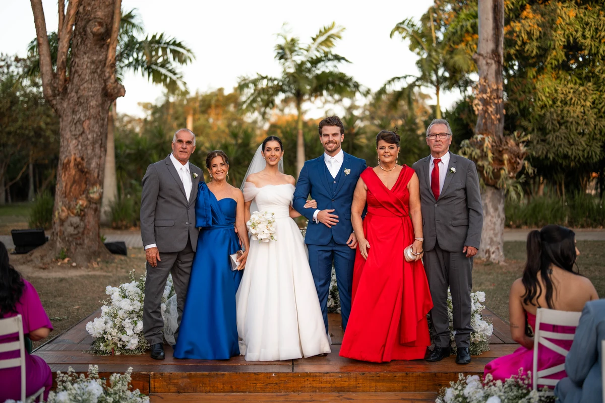 José Maria Arpini e Edir Dutra Arpini; Naiara Arpini e Willian Marchesi e Maisa Perim  Luiz Marchesi