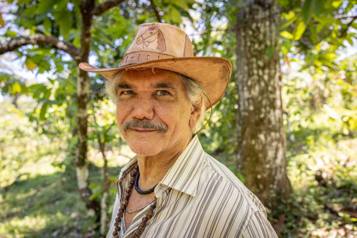 Ator Jackson Antunes