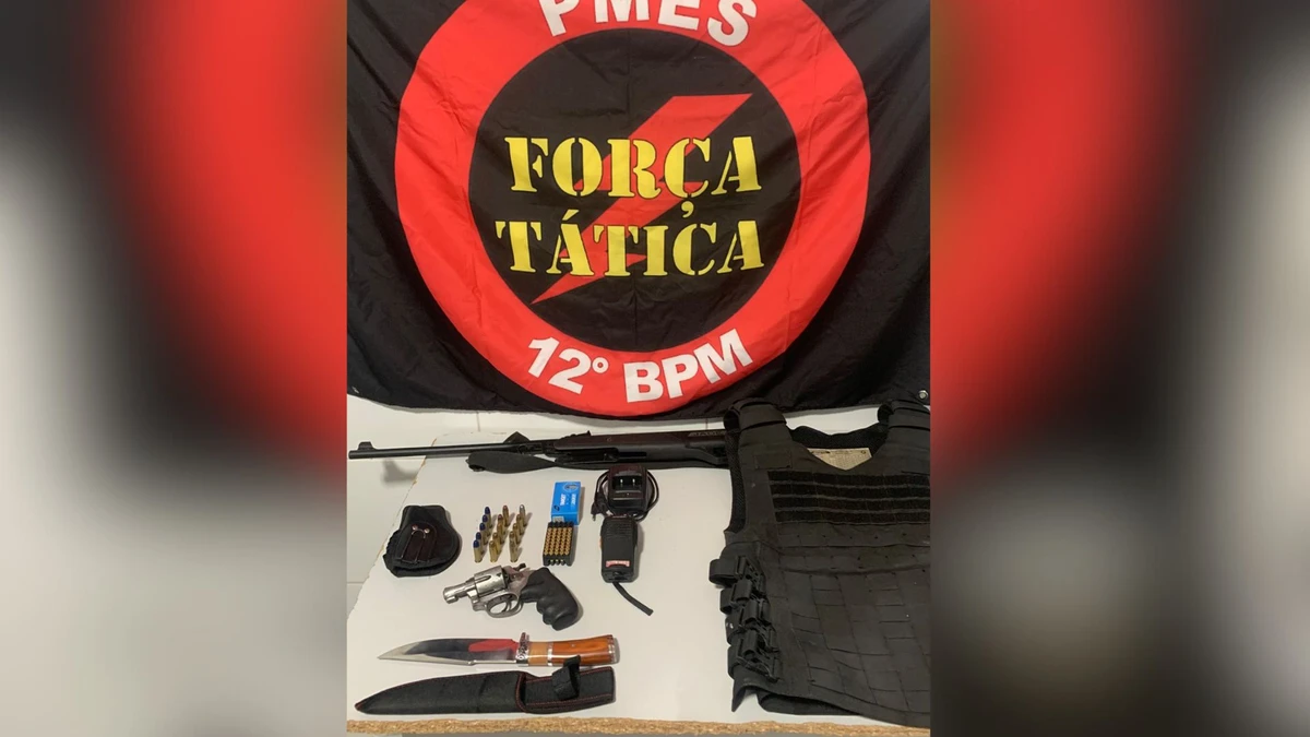 Homem de 38 anos é preso após a Polícia Militar encontrar caixa com amas na casa dele