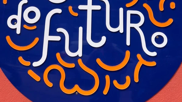 Criado em 2023, programa “Escola do Futuro”, da rede estadual de ensino, busca levar recursos digitais, capacitação de professores e novos espaços de aprendizagem para o dia a dia das escolas