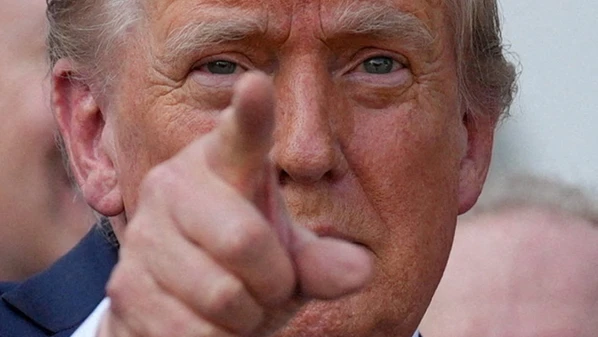 Prometo não cansá-los, mas devo confessar o que penso a respeito do desenvolvimento incompleto do presidente dos Estados Unidos