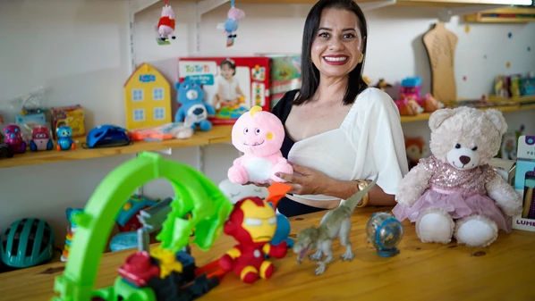 Desempregada, endividada e divorciada, Viviane começou a desenvolver síndrome do pânico. Deu novo rumo a sua vida a partir da criação de um brechó em Vitória