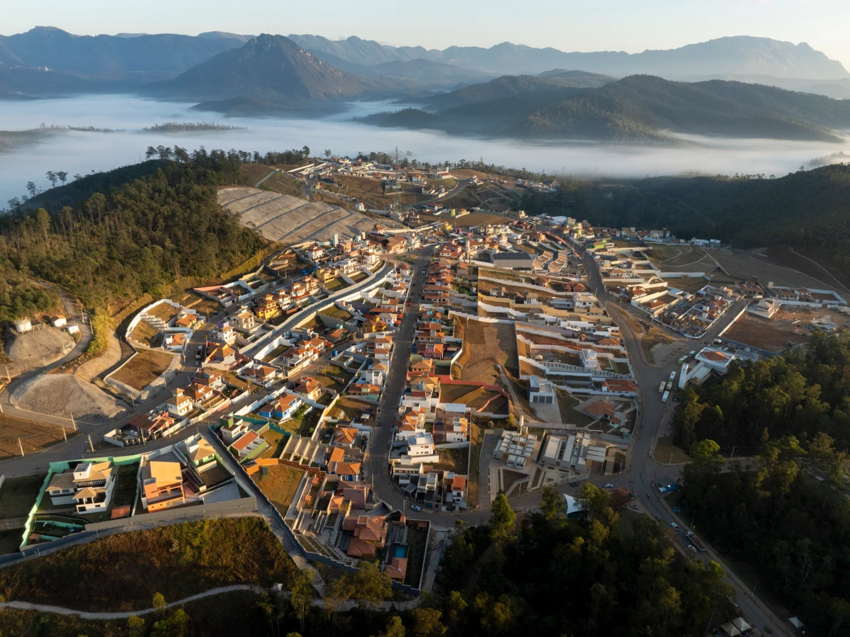 Mariana_MG, 08 de agosto de 2025SAMARCO - Banco de ImagensReparacaoNa imagem, o reassentamento de Bento RodriguesImagem: NITRO Historias Visuais