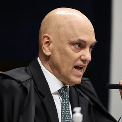 Ministro do STF agradeceu o empenho do presidente Lula pela atuação da diplomacia brasileira para convencer o governo Trump a revogar as medidas